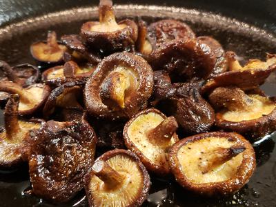 Pan Roasted Shiitake mushrooms